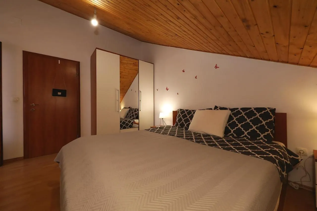 Sea Pearl 1-Ambience Apartment Kali