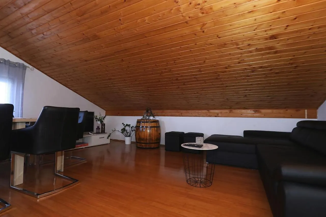 Sea Pearl 1-Ambience Apartment Kali