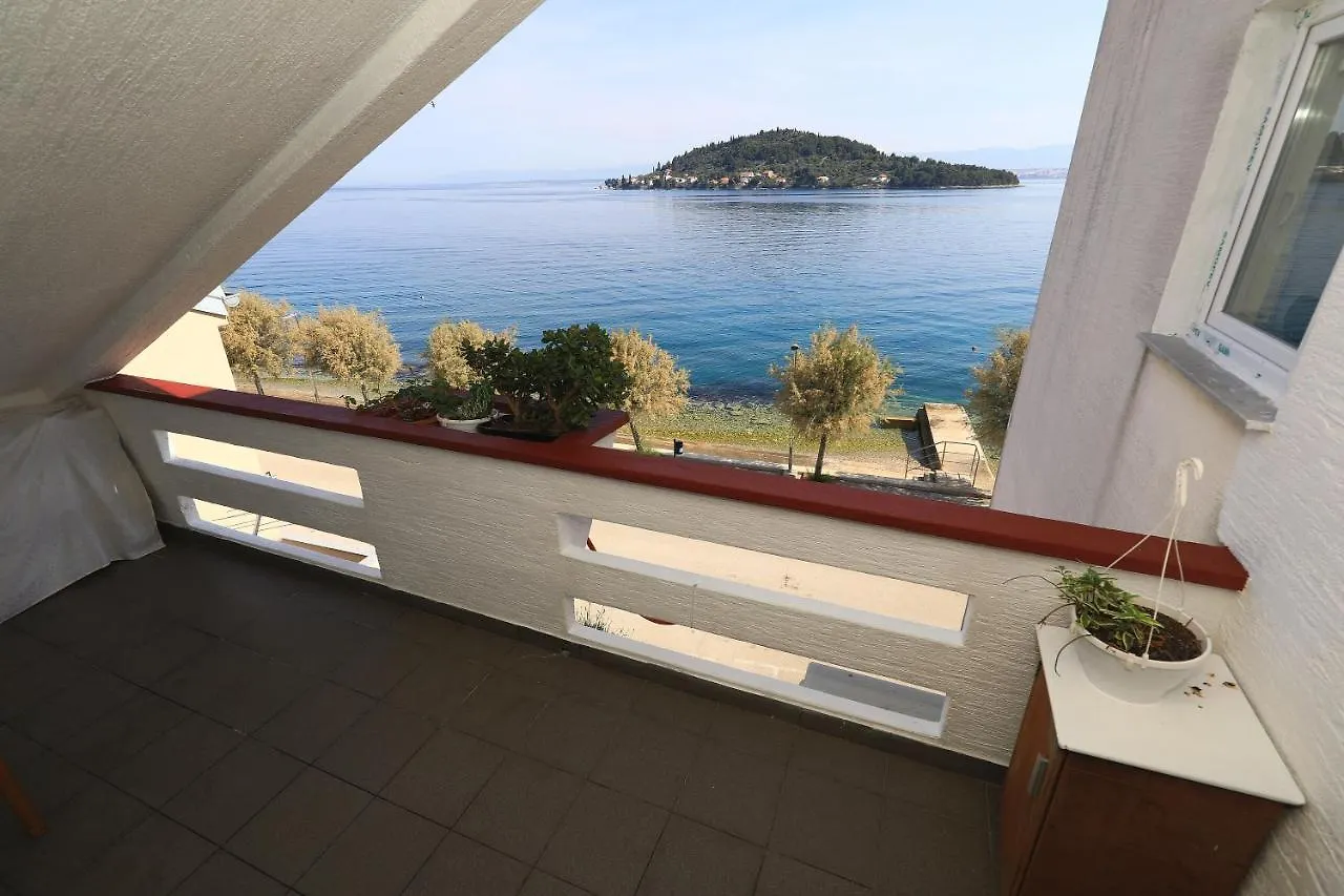 Sea Pearl 1-Ambience Apartment Kali