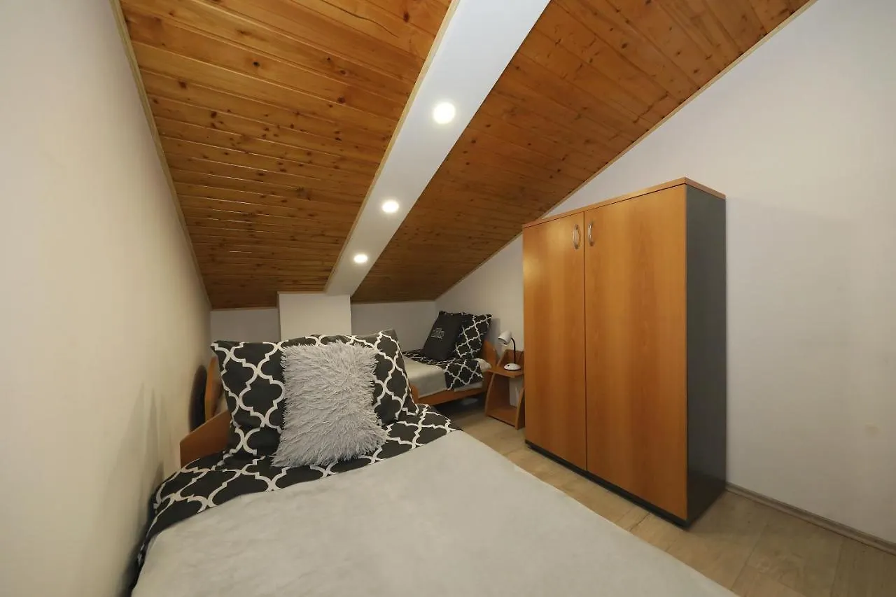 Sea Pearl 1-Ambience Apartment Kali
