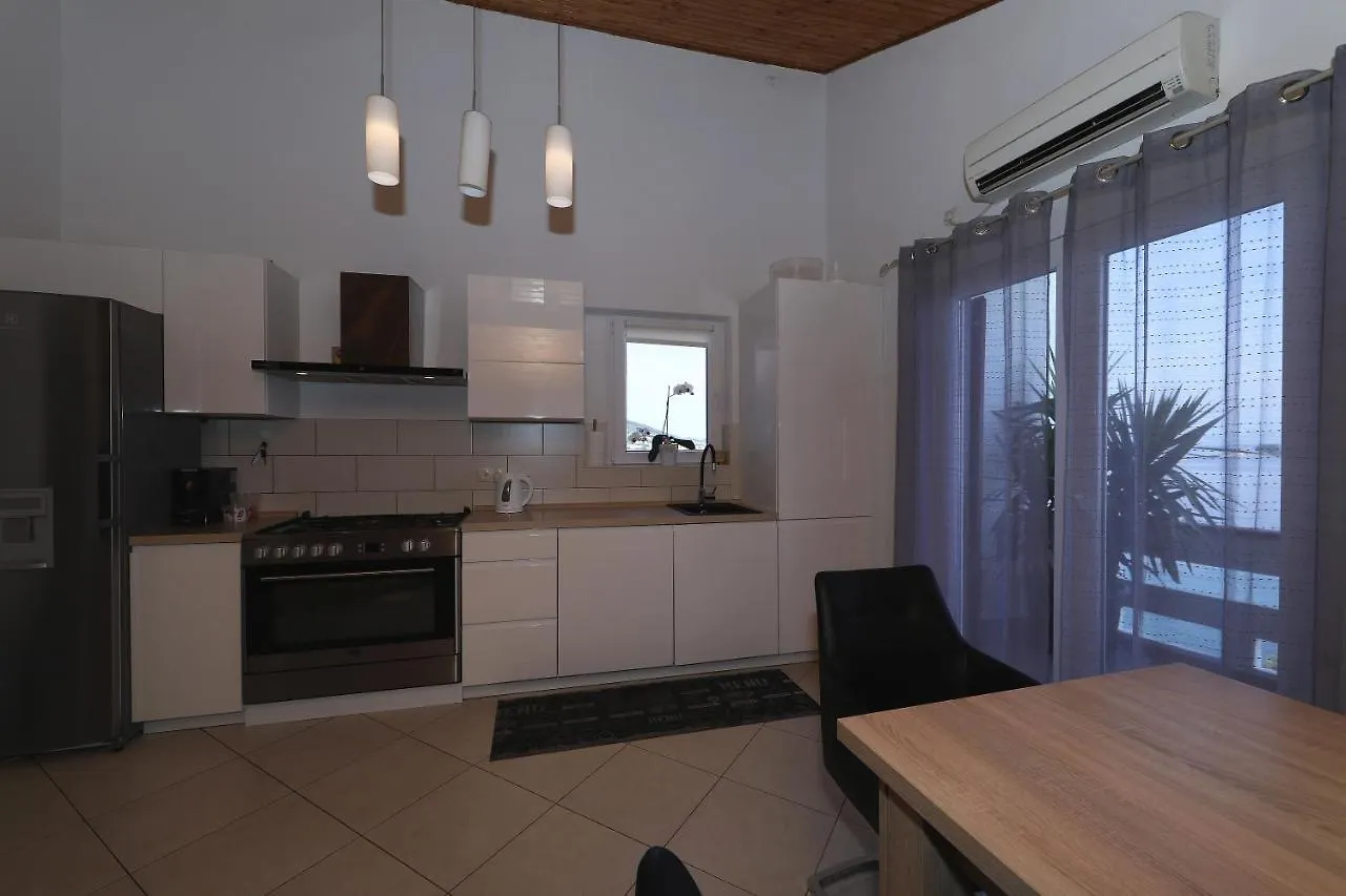 Sea Pearl 1-Ambience Apartment Kali